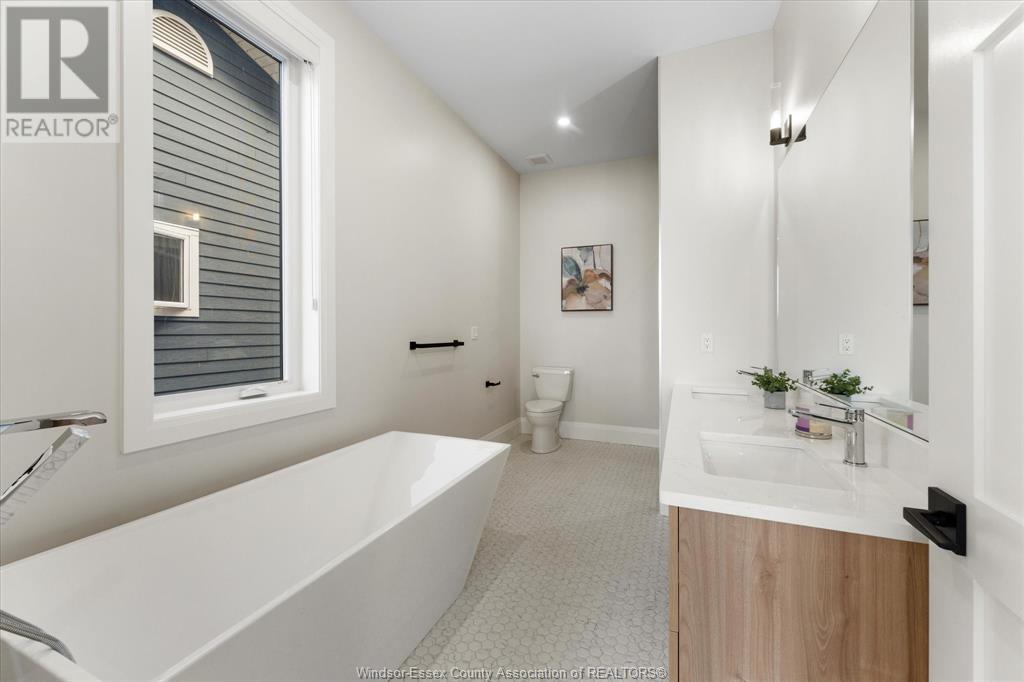 510 DALHOUSIE