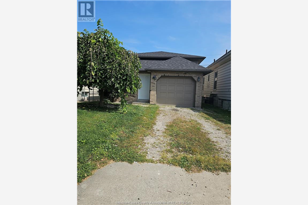 1736 HIGHLAND AVENUE, Windsor