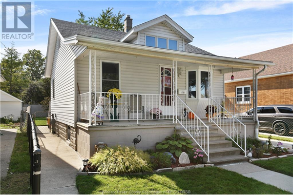 1751 ALBERT ROAD, Windsor