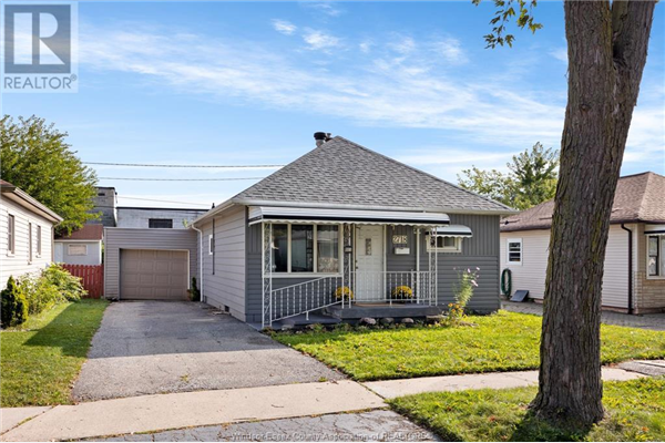2718 CHANDLER, Windsor