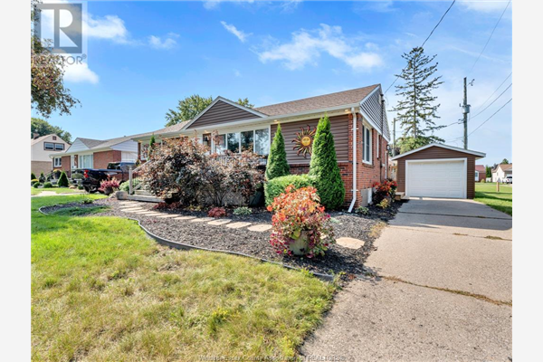 3511 MORRIS DRIVE, Windsor