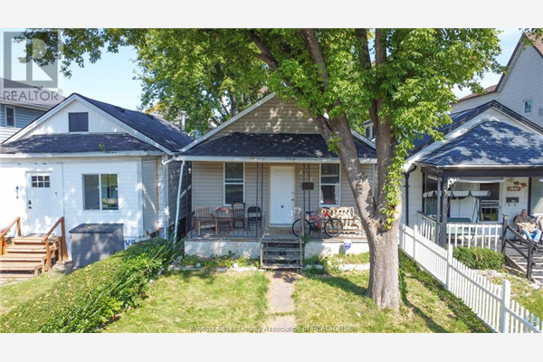 422 GLENGARRY AVENUE, Windsor