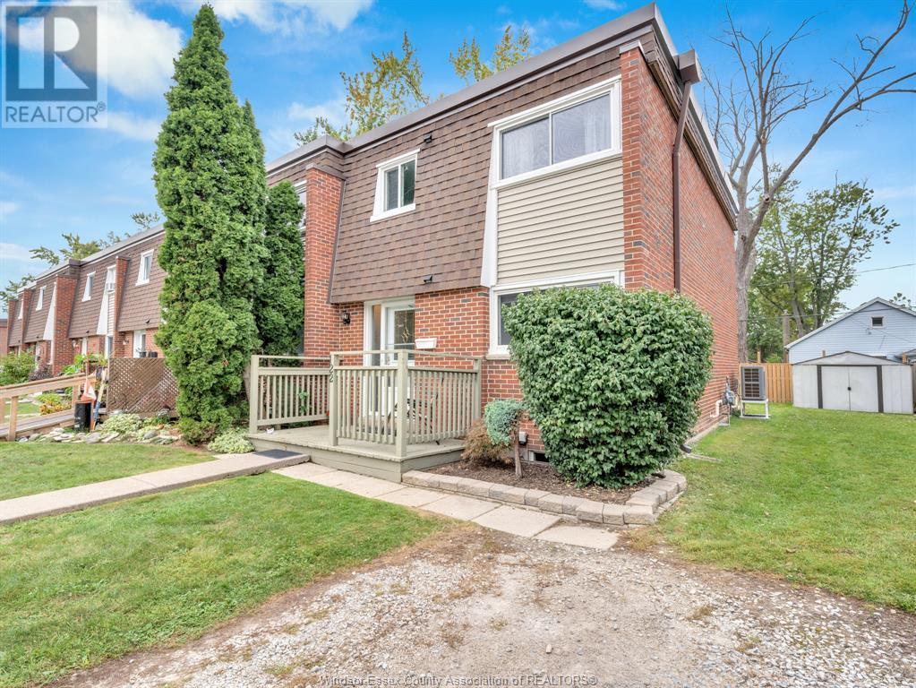 122 CRANBROOK COURT Unit# Unit 13, #Unit 13