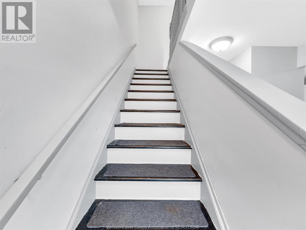 122 CRANBROOK COURT Unit# Unit 13, #Unit 13
