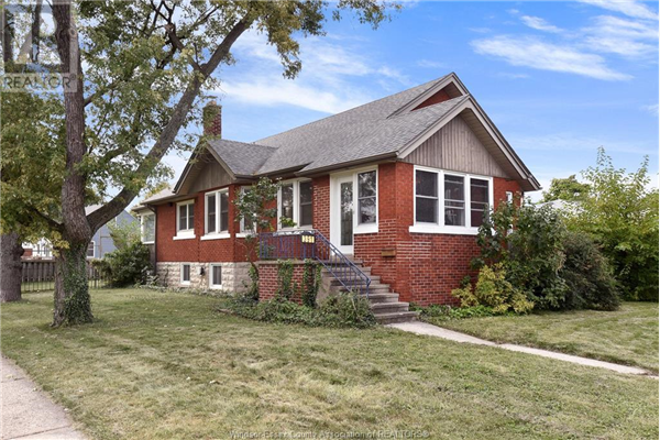 391 LAUZON ROAD, Windsor