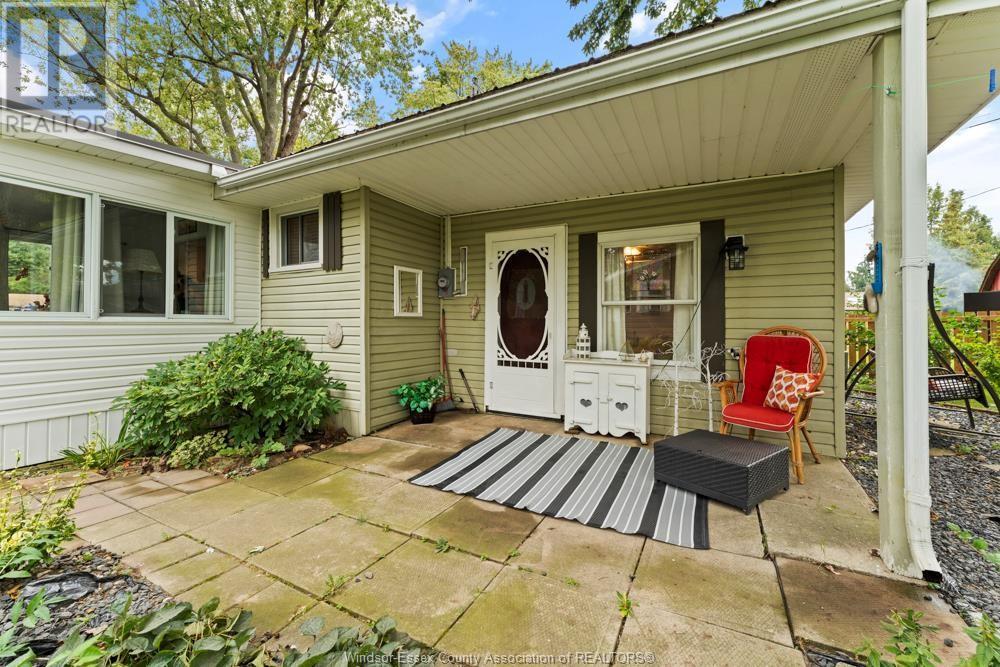 284 SHAWONDASEE BOULEVARD