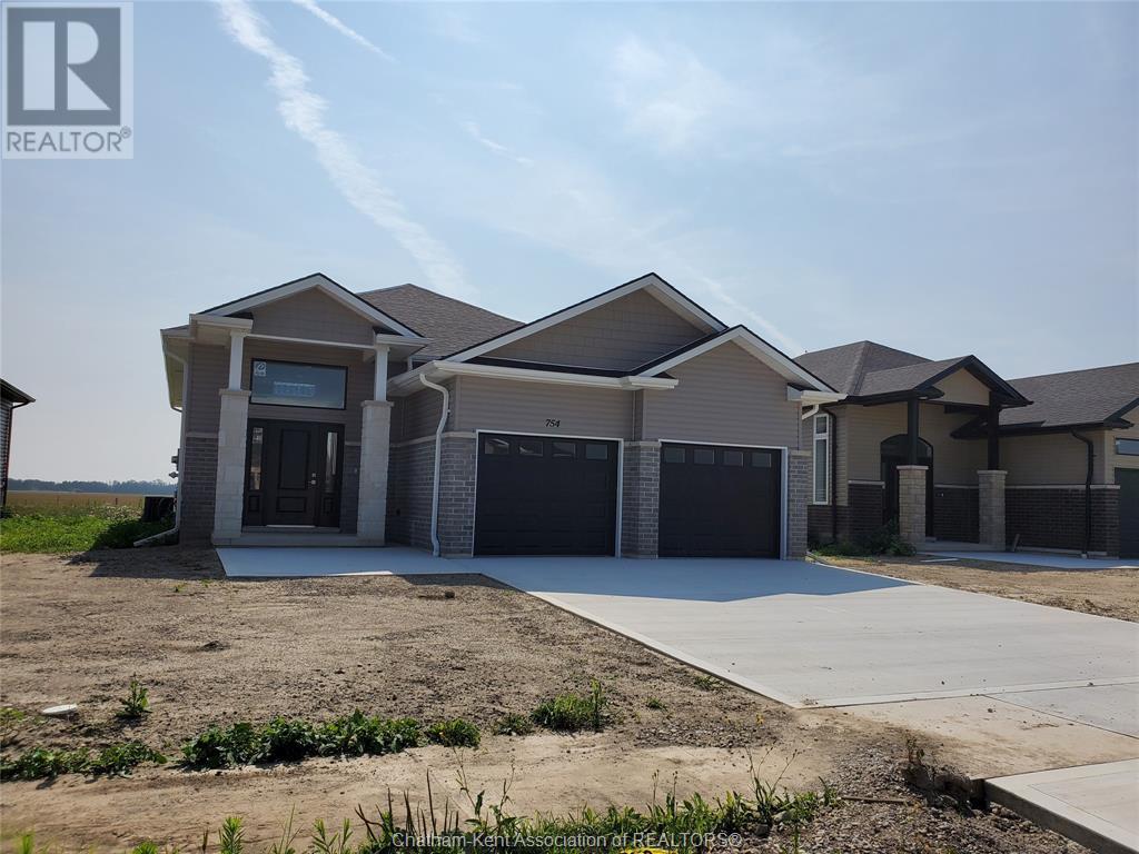 754 Keil DRIVE South