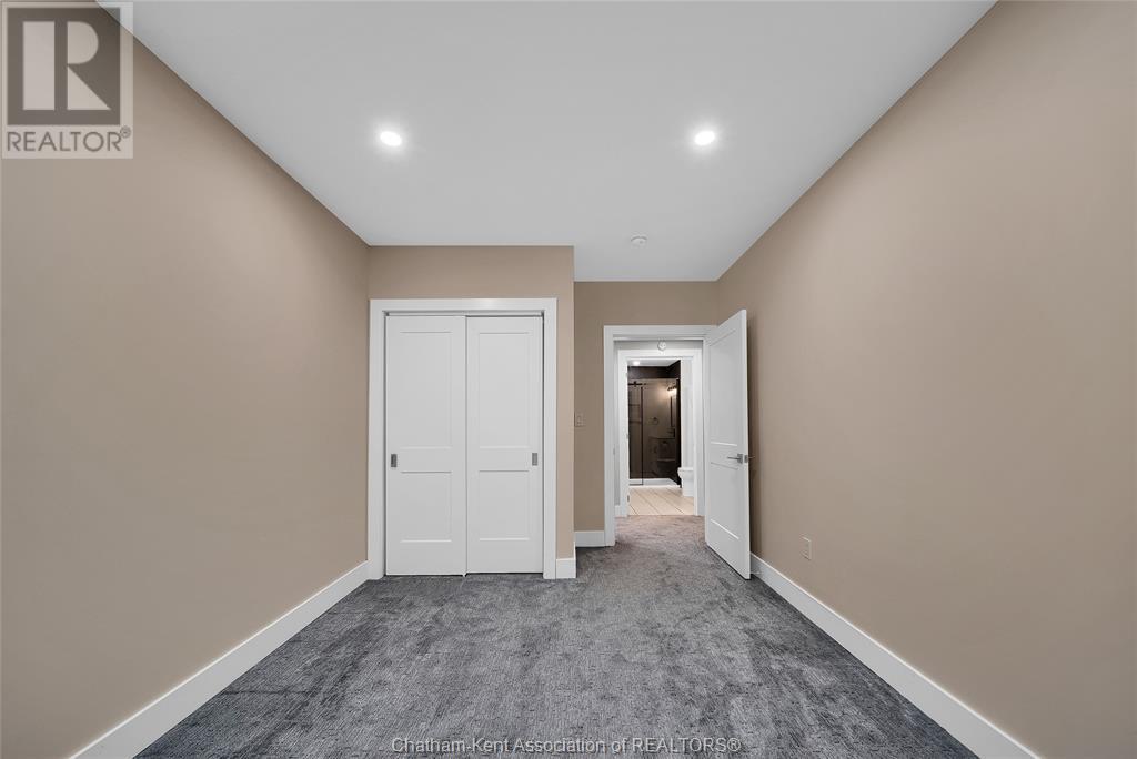17 RENAISSANCE PLACE