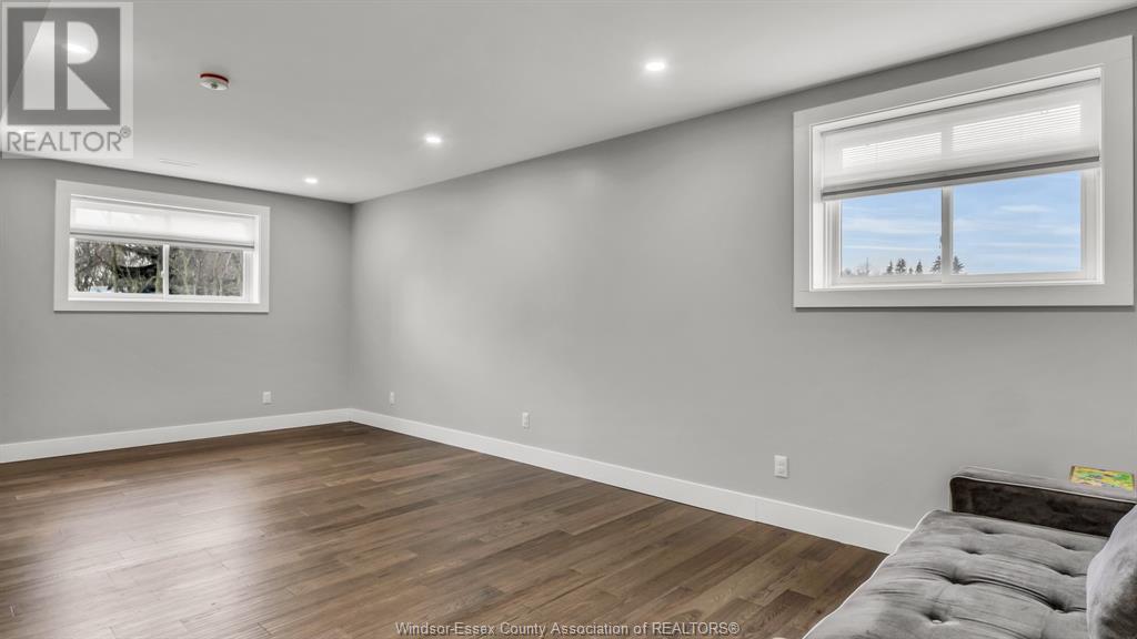 384 Erie View AVENUE