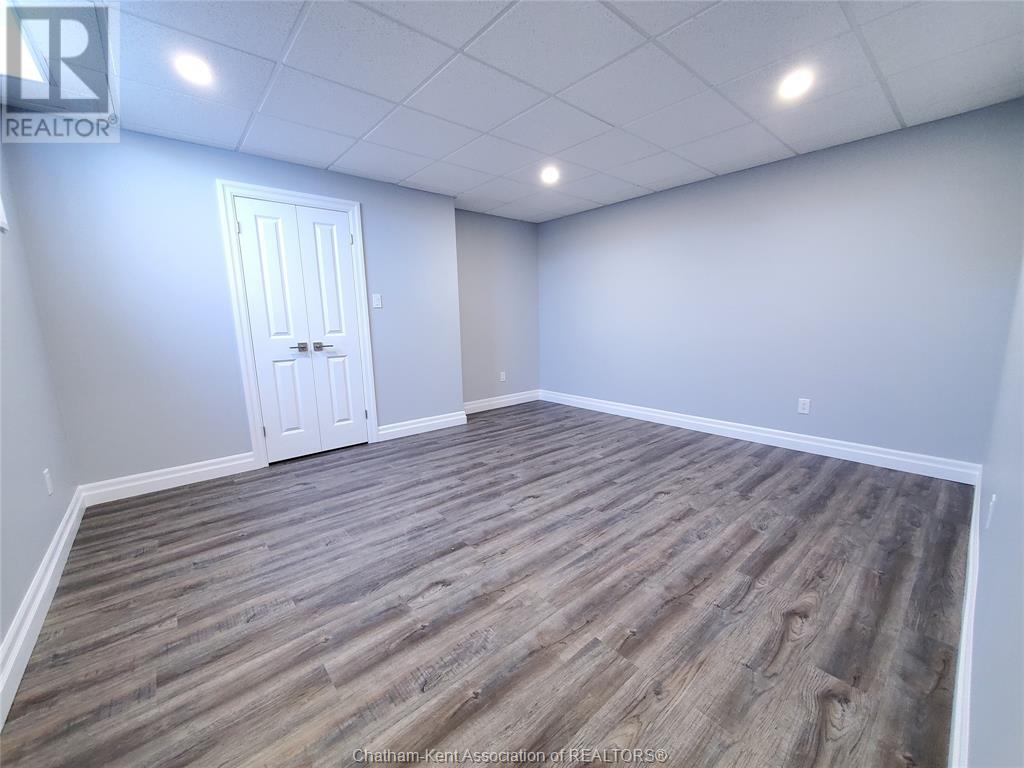 99 Kerr AVENUE