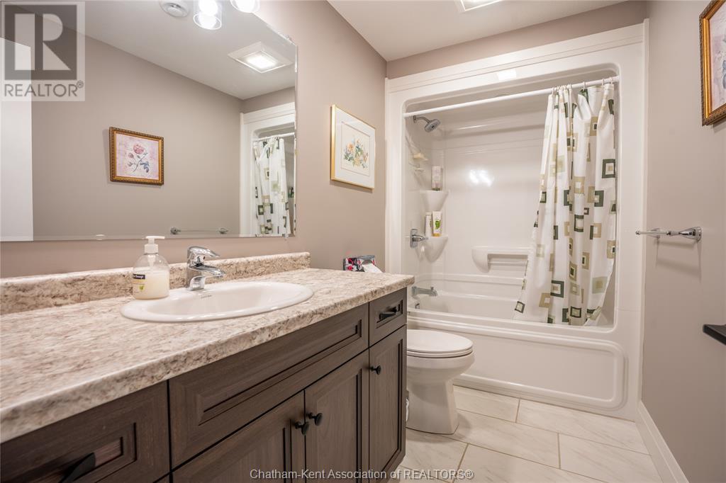 2 Bailey Ct