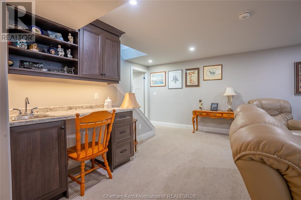 2 Bailey Ct