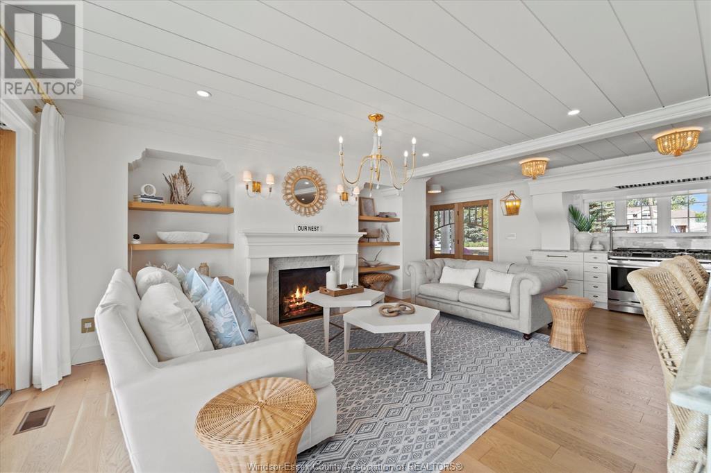 321 LAKEVIEW