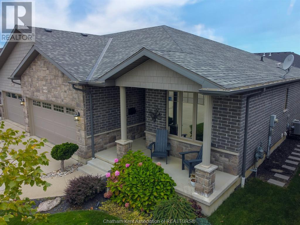 109 Cottage PLACE