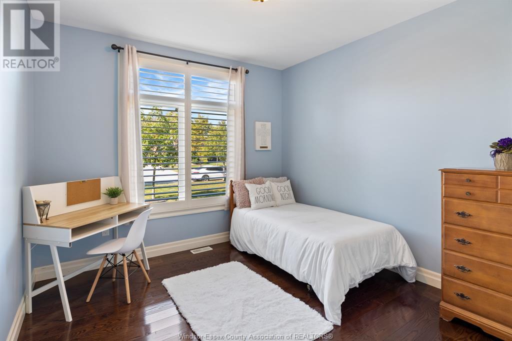 376 EVERGREEN