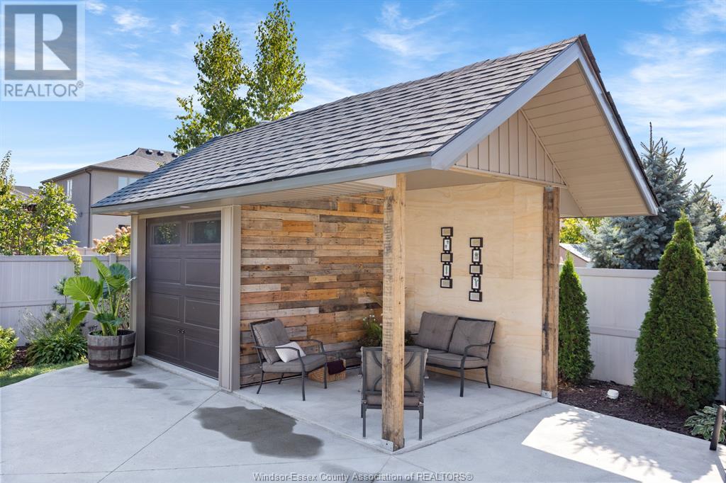 376 EVERGREEN