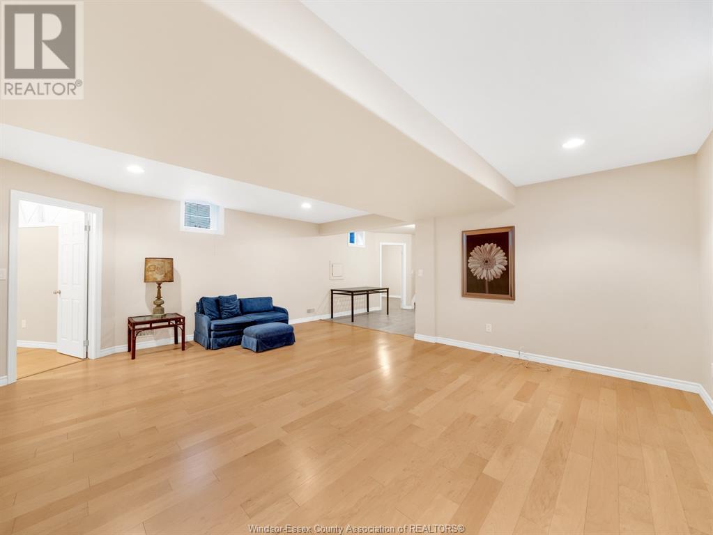 32 ROBSON ROAD Unit# 1, #1