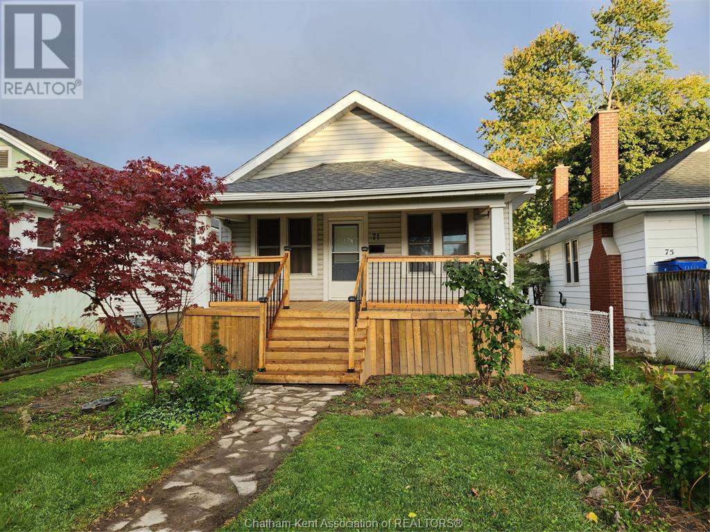 71 Forest STREET