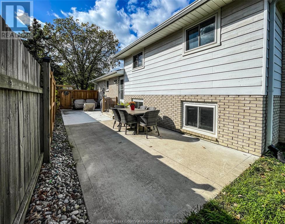 12225 VALENTE COURT