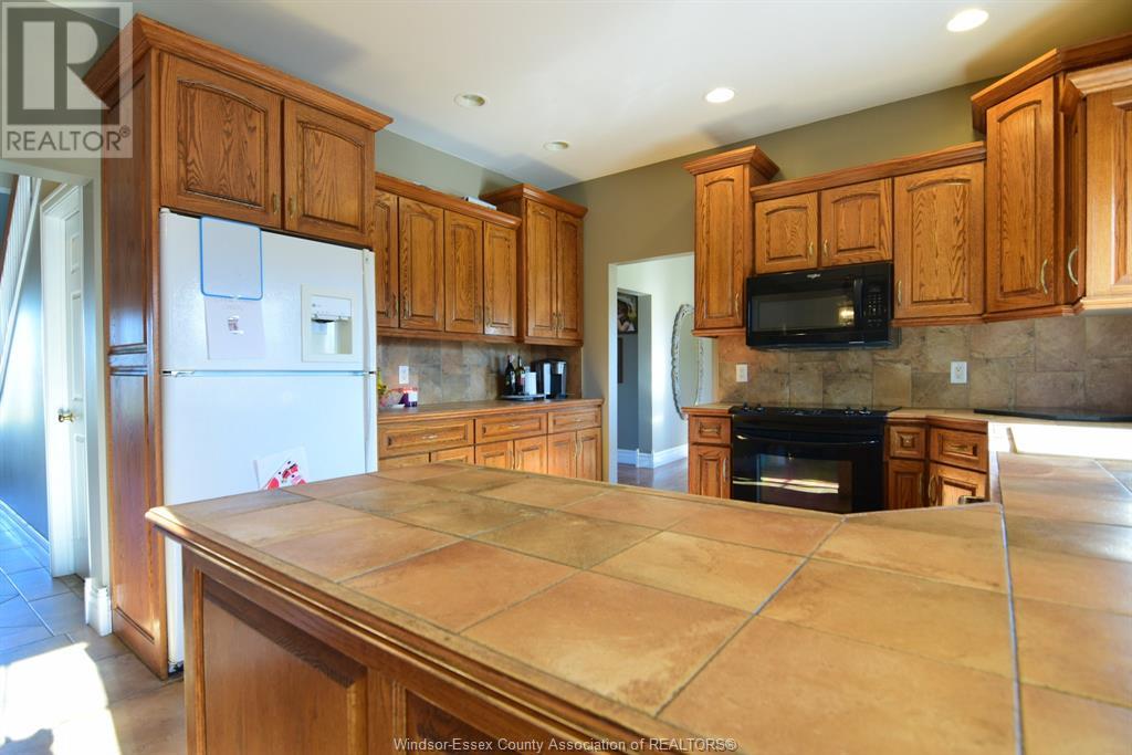 10875 CONCESSION 10