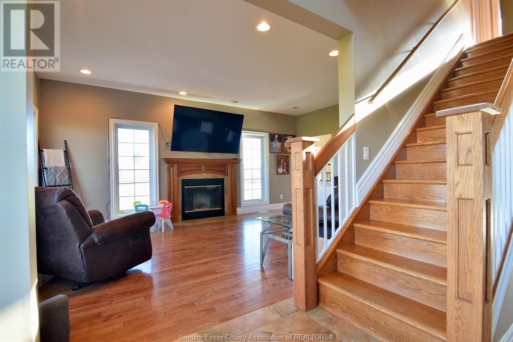10875 CONCESSION 10