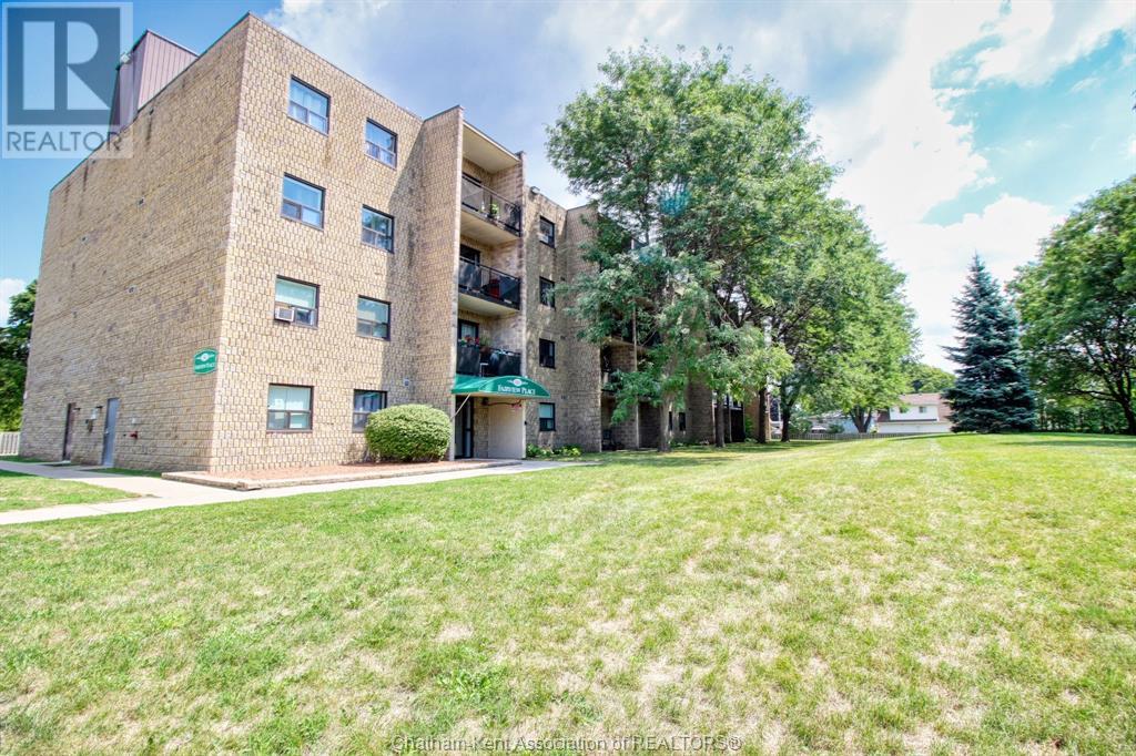 150 PARK AVENUE East Unit# 205, #205