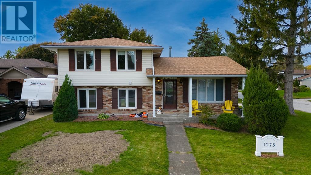 1275 WILTSHIRE DRIVE