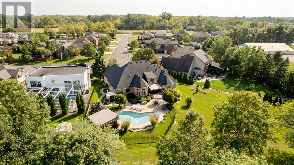 7012 EAGLE CRESCENT