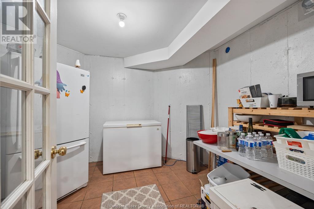 7012 EAGLE CRESCENT