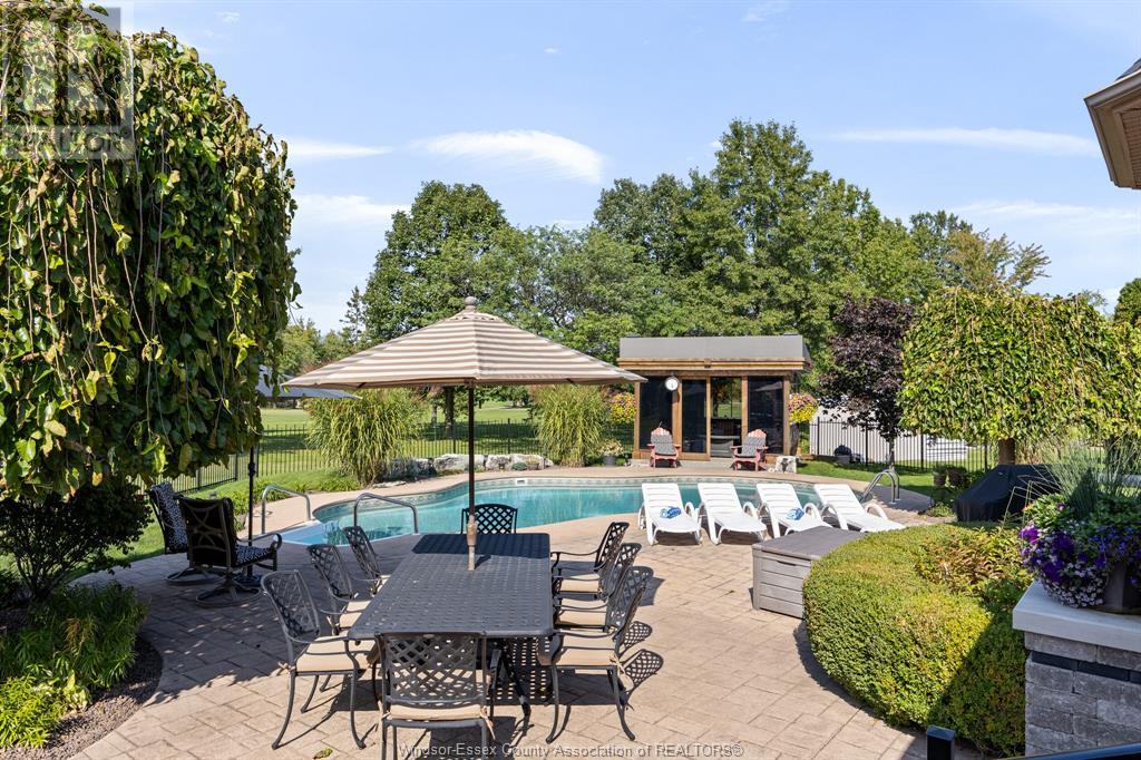 7012 EAGLE CRESCENT