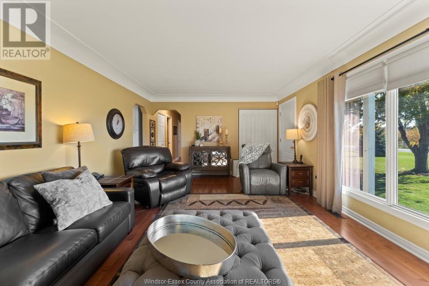4644 CONCESSION RD 4