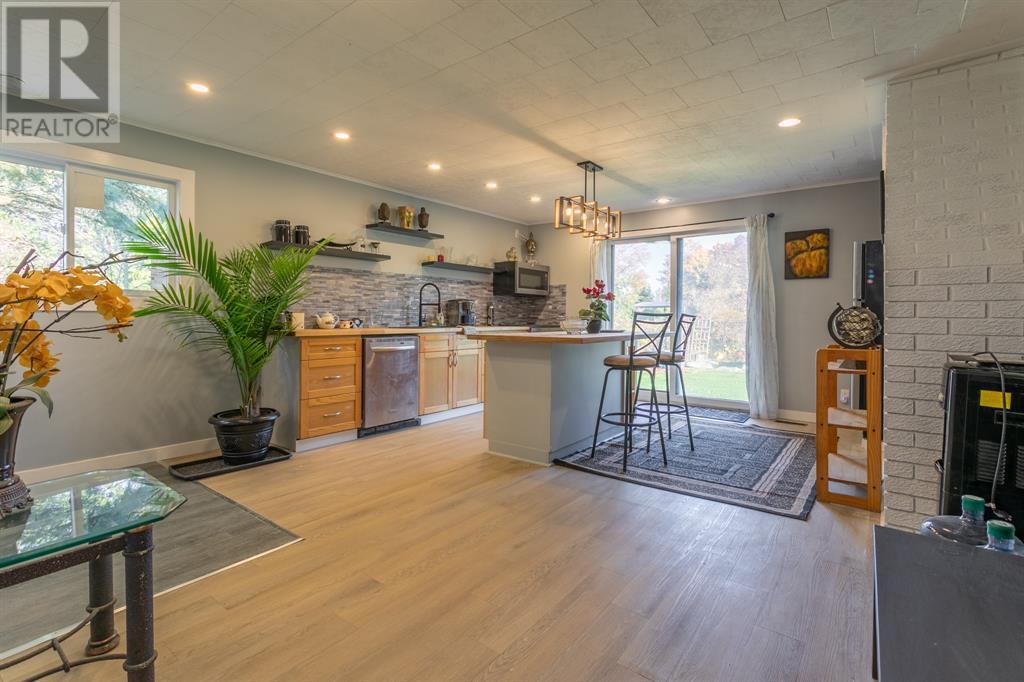 8466 LAZY LANE