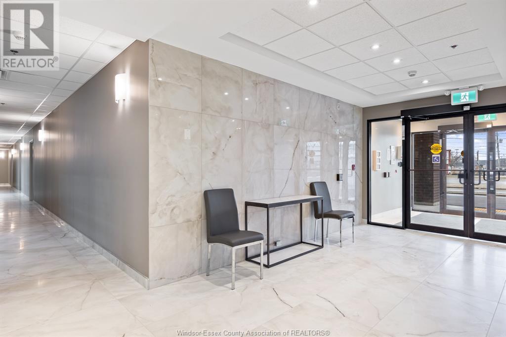 11870 TECUMSEH ROAD East Unit# 305, #305