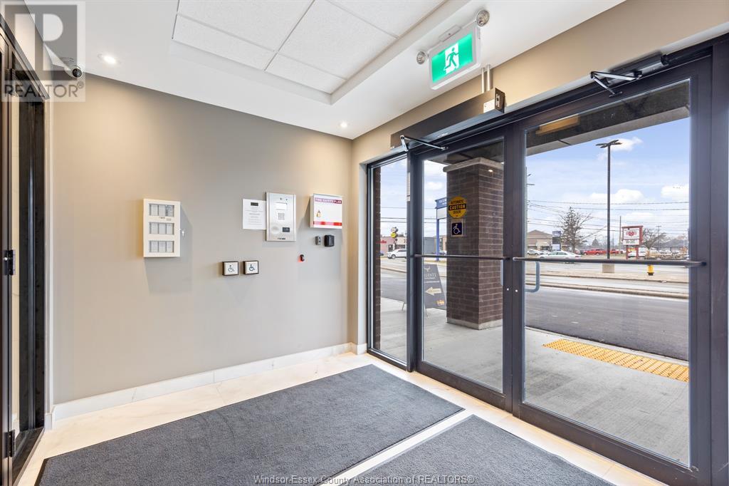 11870 TECUMSEH ROAD East Unit# 305, #305