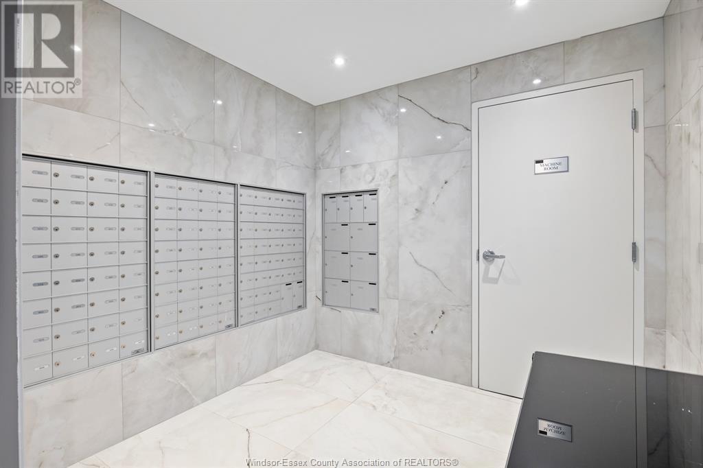 11870 TECUMSEH ROAD East Unit# 305, #305