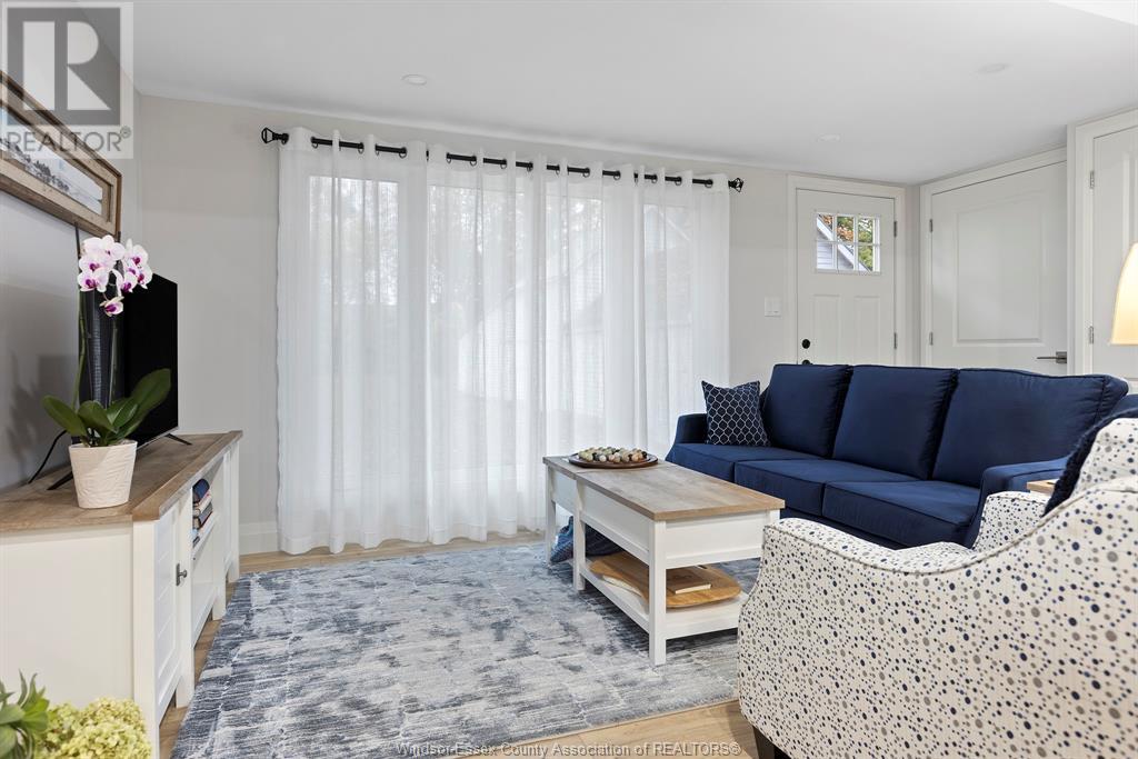 491 DALHOUSIE STREET Unit# B, #B