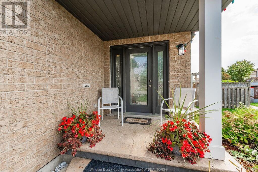 1 PENFOLD DRIVE
