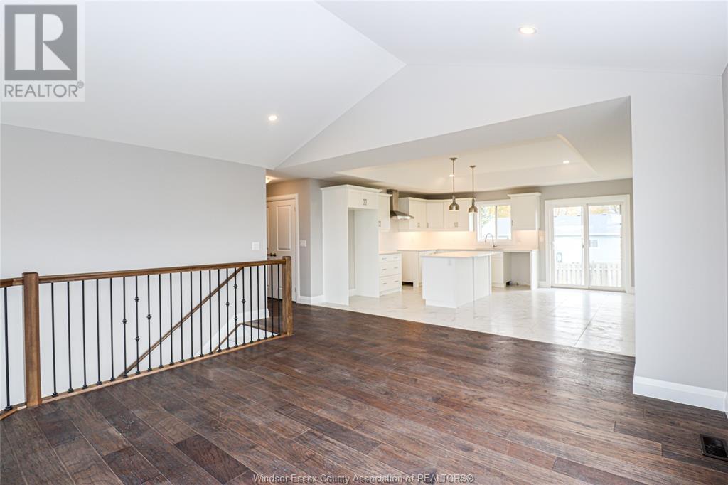 2588 MAYFAIR