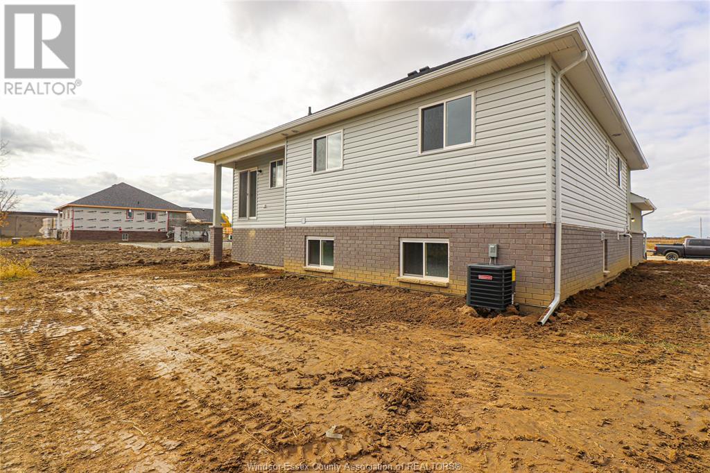 2588 MAYFAIR