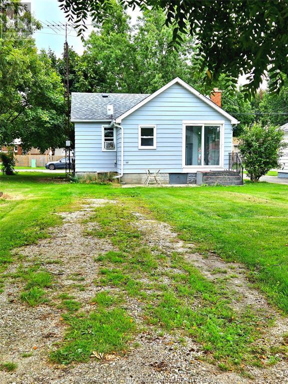 4 BOND AVENUE