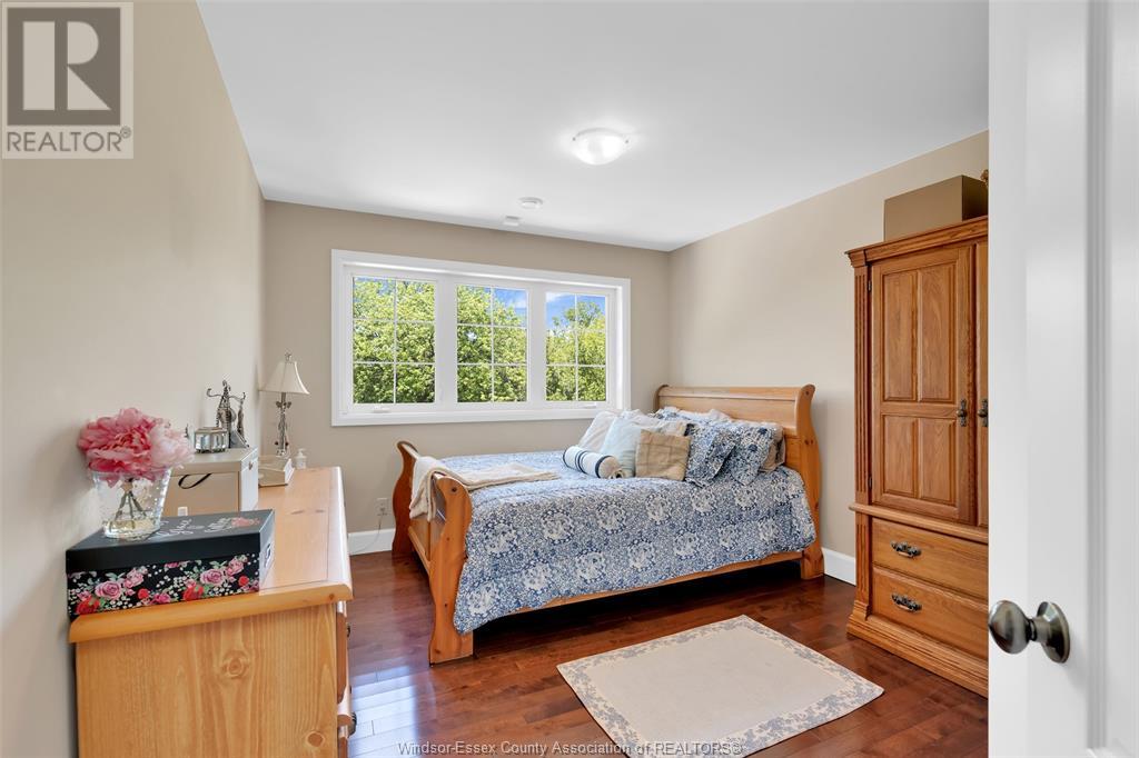 214 WHISPER CREEK CIRCLE