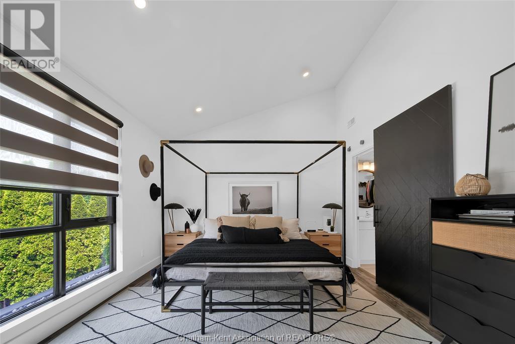 11 CHURCHILL PARK ROAD
