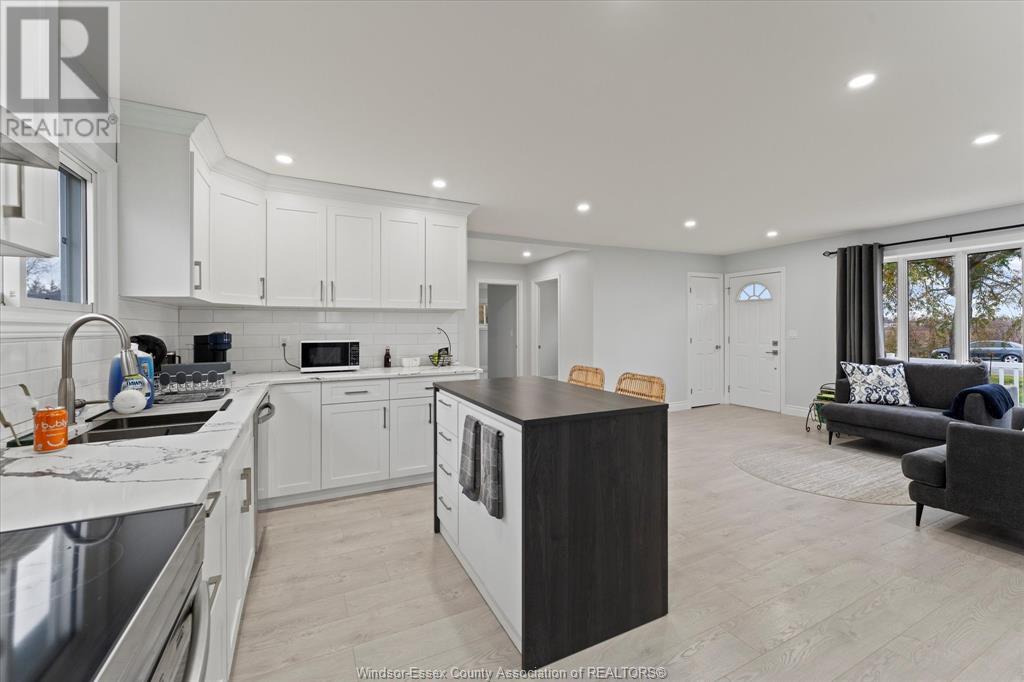 6043 CONCESSION RD 6 N