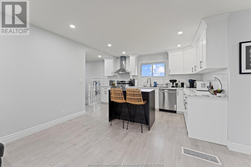 6043 CONCESSION RD 6 N