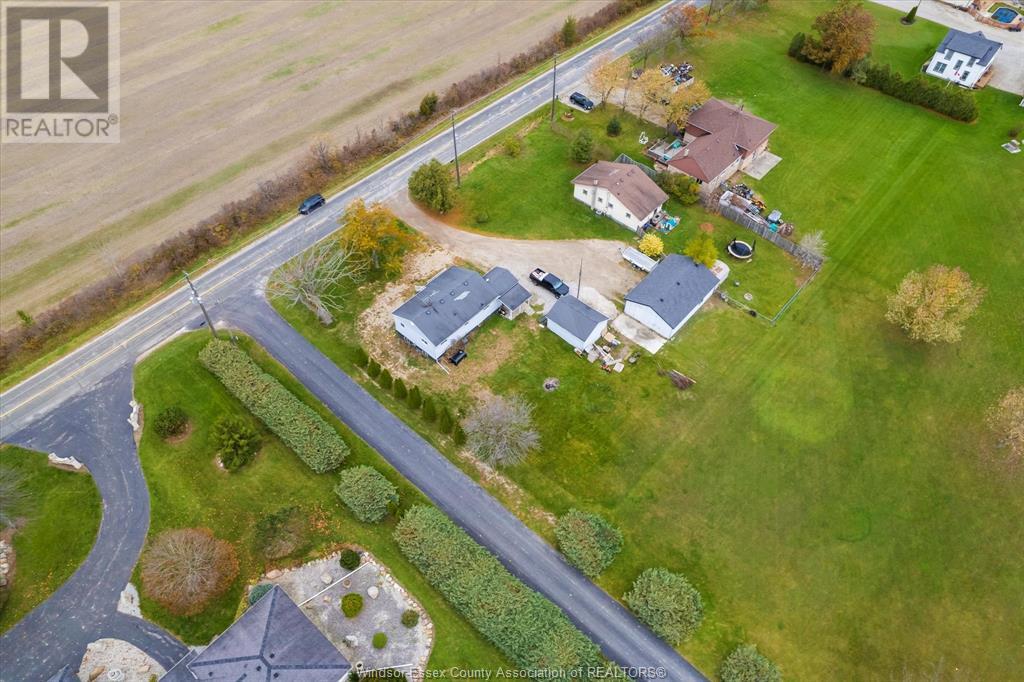 6043 CONCESSION RD 6 N