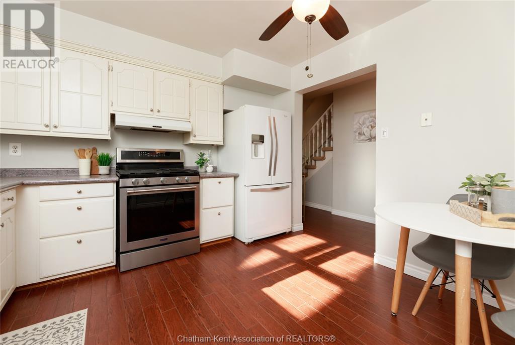 364 King STREET West