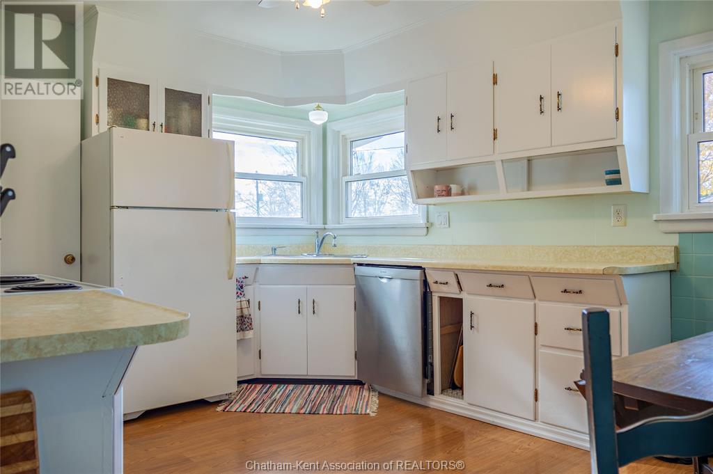 20 Madonna CRESCENT
