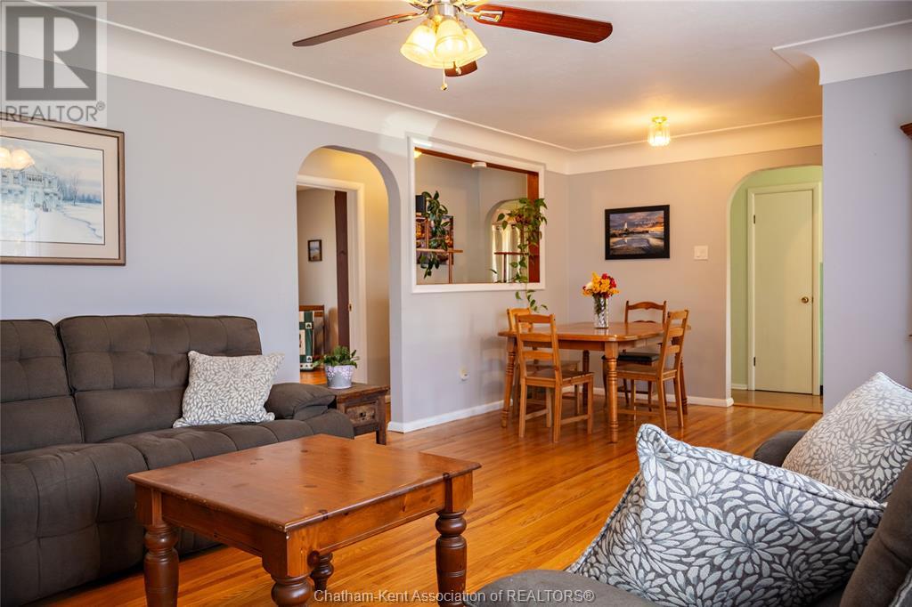 20 Madonna CRESCENT