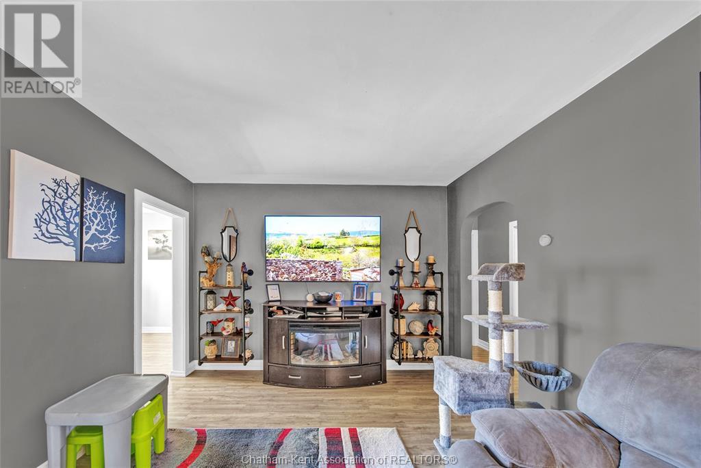 21 MCKINNON DRIVE