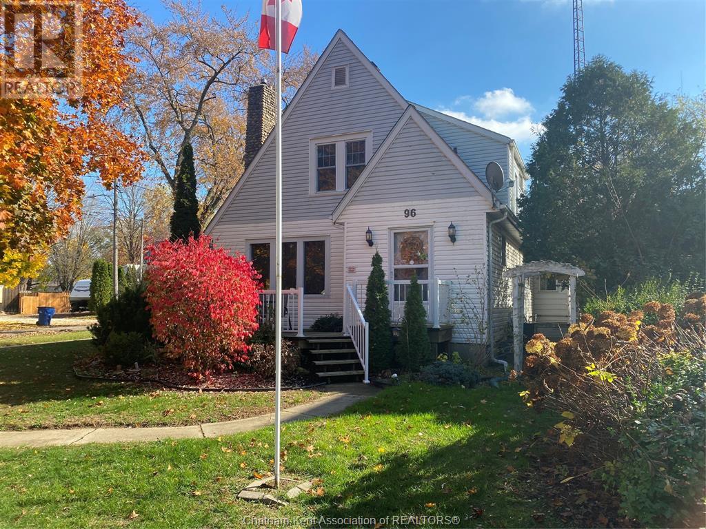 96 Main STREET West